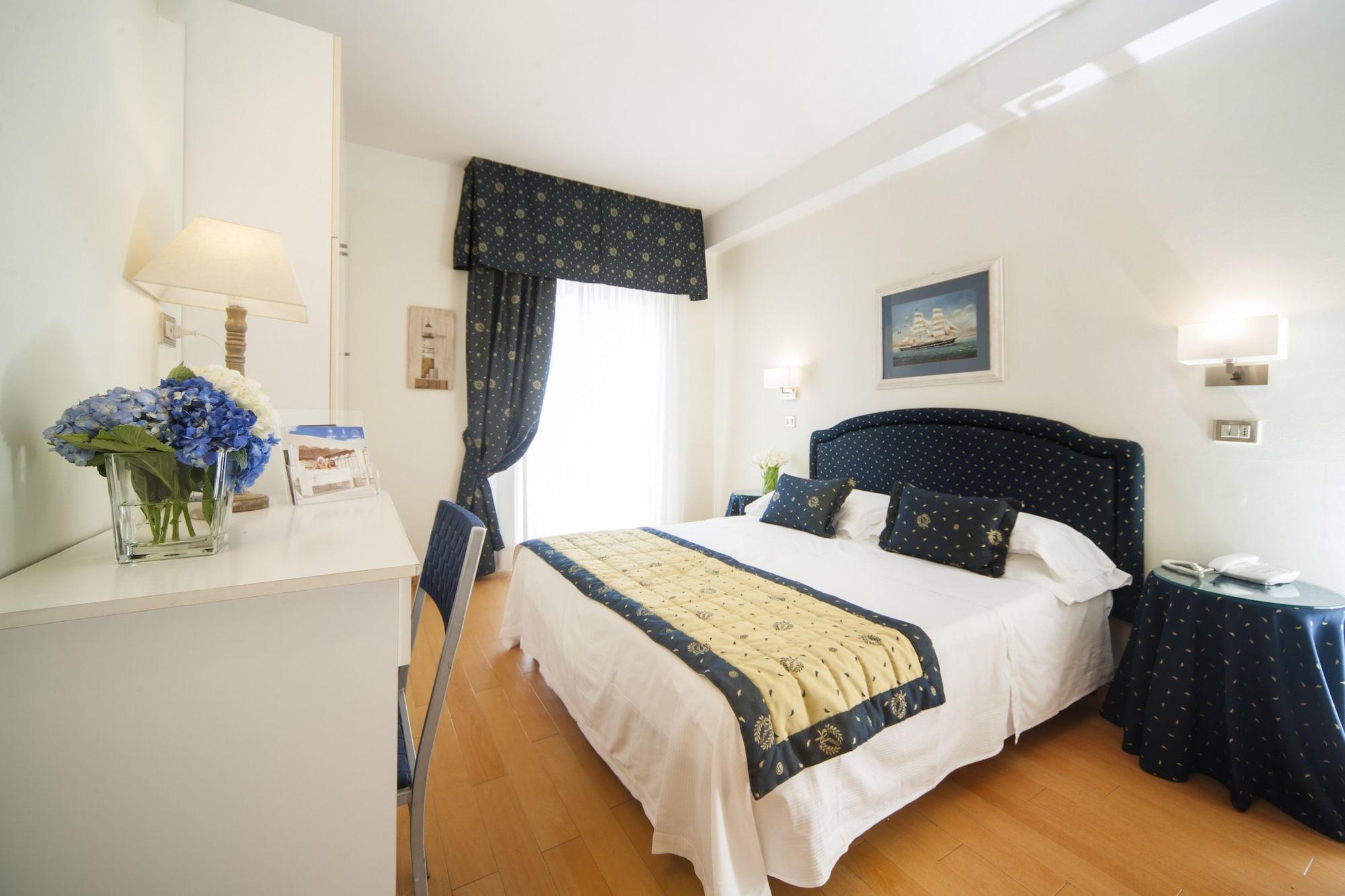 Hotel Mon Cheri ริชโชเน ภายนอก รูปภาพ