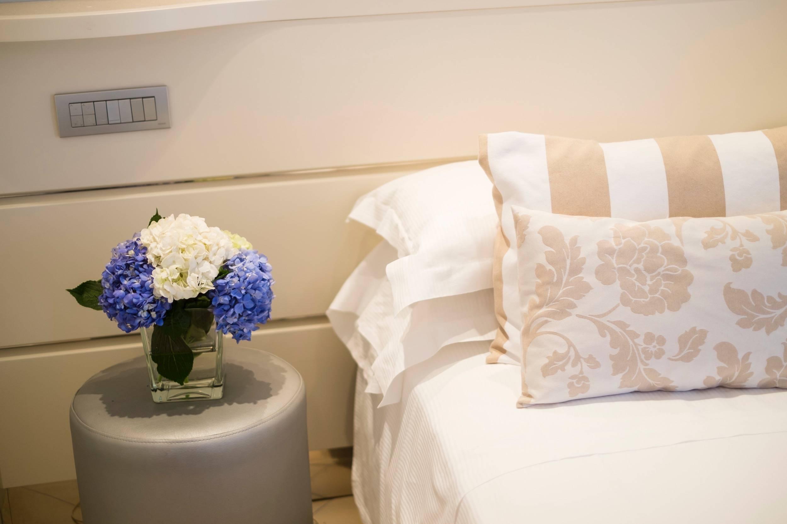 Hotel Mon Cheri ริชโชเน ภายนอก รูปภาพ
