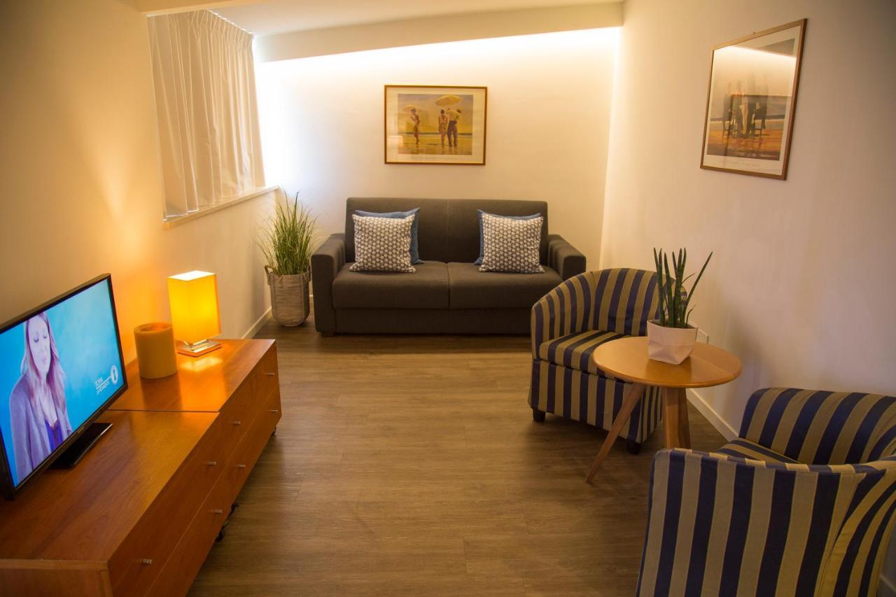 Hotel Mon Cheri ริชโชเน ภายนอก รูปภาพ